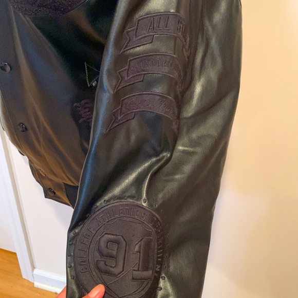 Men Black Vegan Leather - Picture 5 of 10